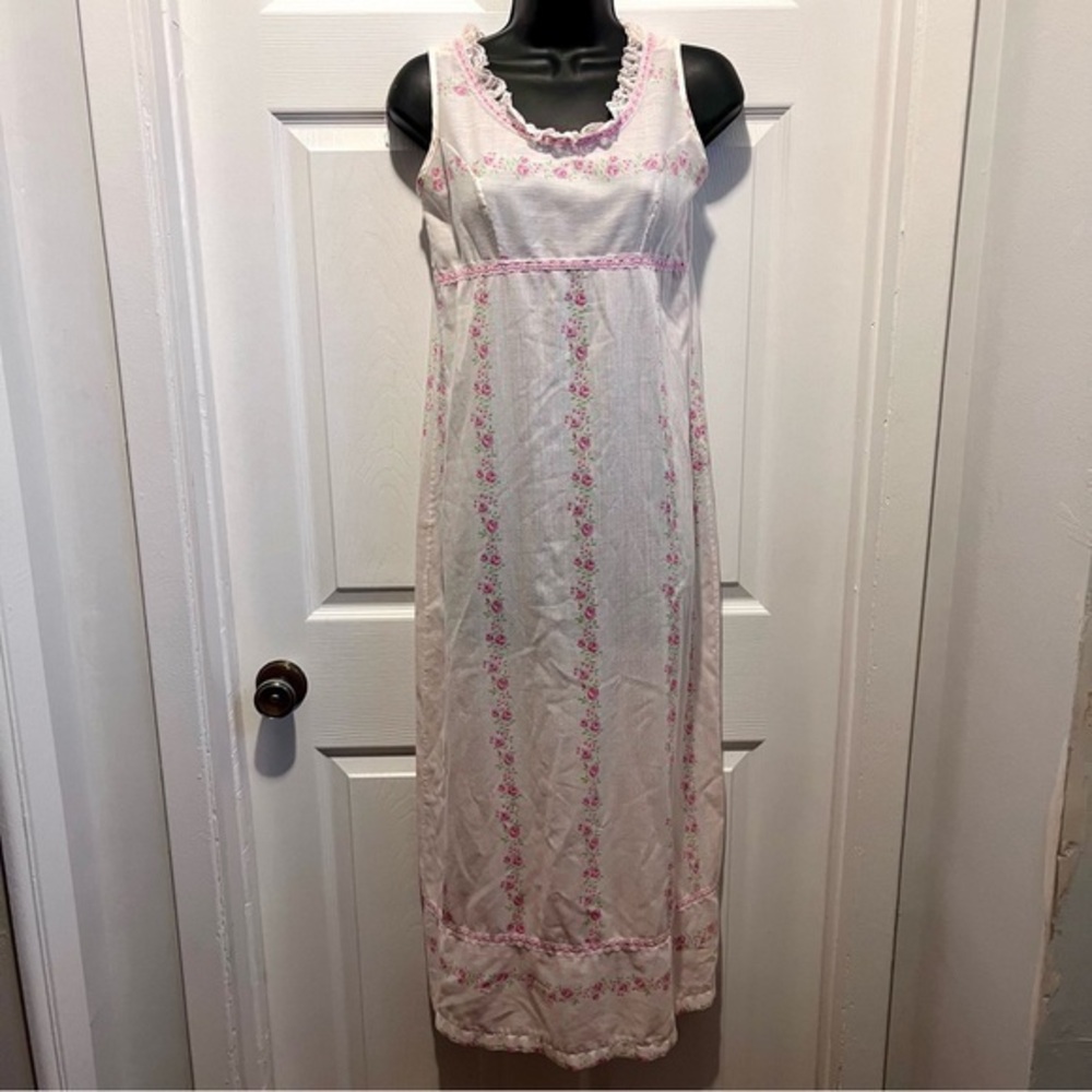Vintage Alepin Nightgown Floral Pink Size Small Women Lace Long cottagecore - Picture 1 of 4